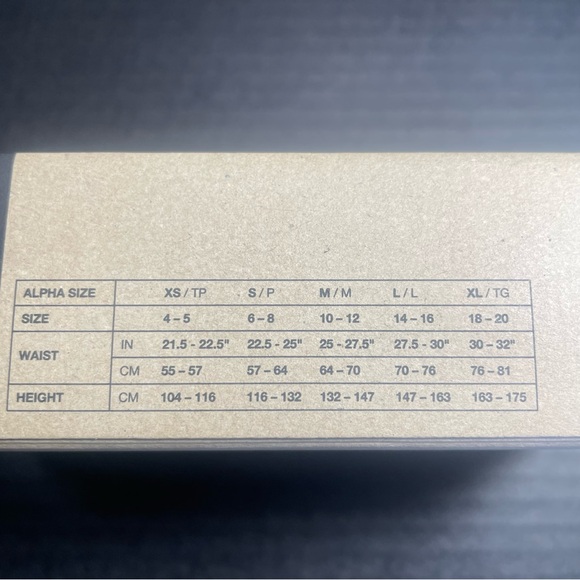 BNIB Nike Kids’ Assorted 3 Pack Micro Essentials Boxer Briefs Big Kid XL 18-20 - Picture 5 of 11